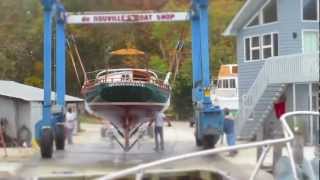 preview picture of video 'Hauling Boats Before Hurricane Sandy'
