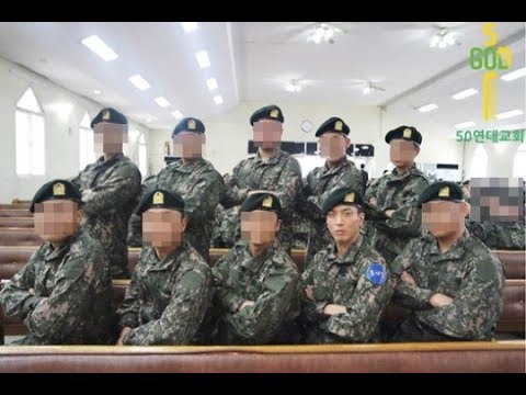 First Photo of CNBLUE's Jung Yonghwa in Military Uniform Surfaced