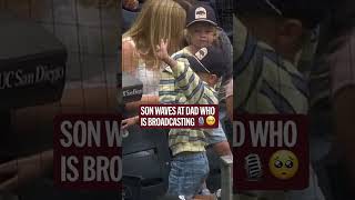 Gordon Beckham's son waved at him while he was calling the White Sox game ????