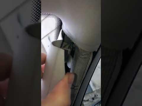 VW Golf mk4 A pillar trim piece - how to remove