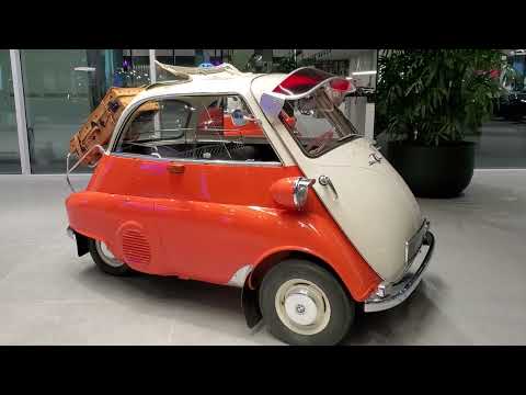 1950s BMW Isetta classic funny little car review - Urdu/Hindi