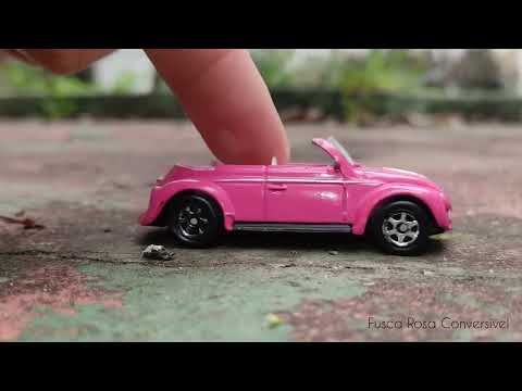 Achei um Fusca Rosa Conversível na rua! Dizem que é da Barbie.