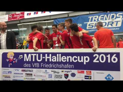MTU Cup Final 2016: FC Barcelona - Eintracht Frankfurt 2:4, Best U15-players of Europe