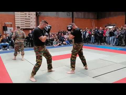 Belgian paracommando demonstration