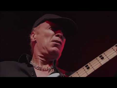 Billy Sheehan w/PSMS : Portnoy, Sheehan, MacAlpine, Sherinian - Birds Of Prey - Tokyo 2012-11-14