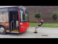 Ronel Eusebiu Trage Un Autobus După El La Alba Iulia