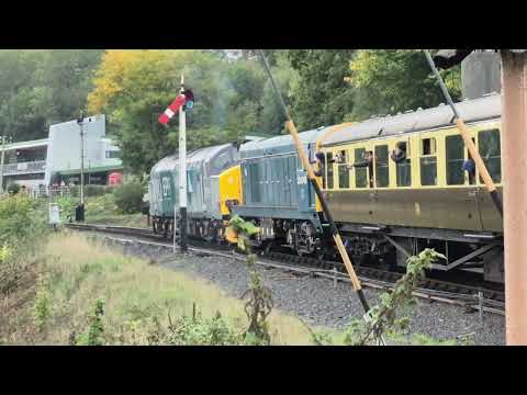 37423 & 20048 class 37 gala