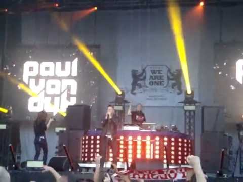 WE ARE ONE FESTIVAL @ Christian Burns vs. Paul van Dyk 06.07.13 Berlin