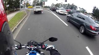 Suzuki SFV650 Gladius - Amazing V-Twin Sound!