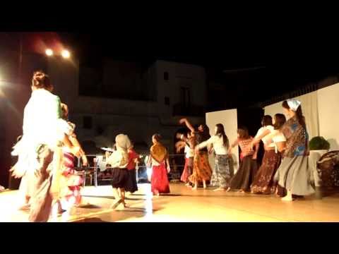 Quandu te pizzica la taranta - Mannaggia lu vinu vinu vi