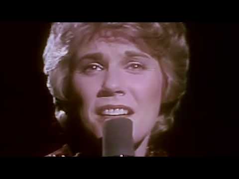 Anne Murray  You Needed Me HD remastered 1979