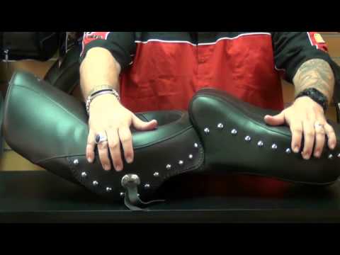 Mustang Studded Wide Touring Seat Review