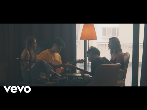 The Sam Willows - Papa Money (Stripped)