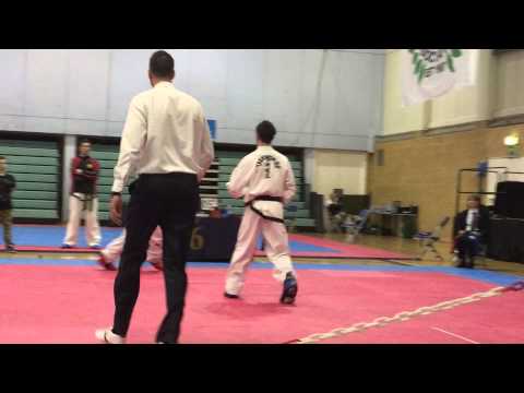ITF Taekwondo sparring Carl Davis (Vale TKD)