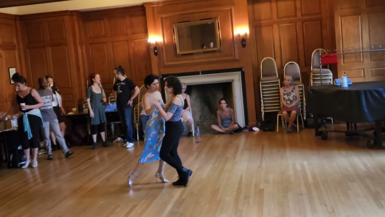 Argentine tango workshop: Mariela Franganillo & Carla Marano - Dancing Musical Phrases/ El Once