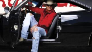 Alan Jackson - Livin&#39; On Love (with lyrics)