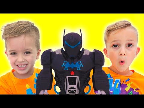 Vlad e Niki brincam com o brinquedo infantil Bat-Tech BatBot e salvam a cidade