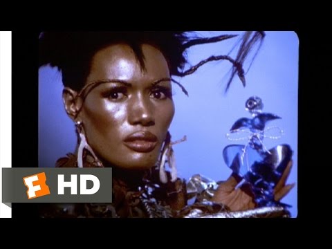 Boomerang (8/9) Movie CLIP - Strangé It Stinks So Good! (1992) HD