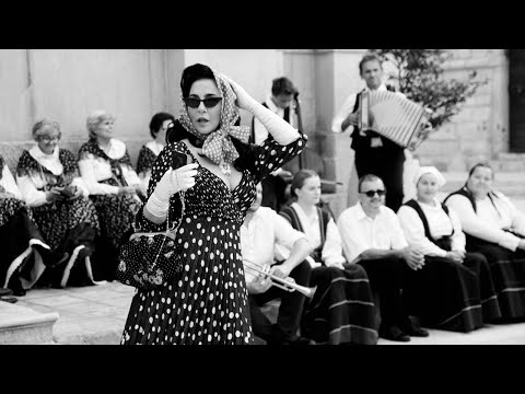 Alka Vuica - Svadba bez kumova (Official video)