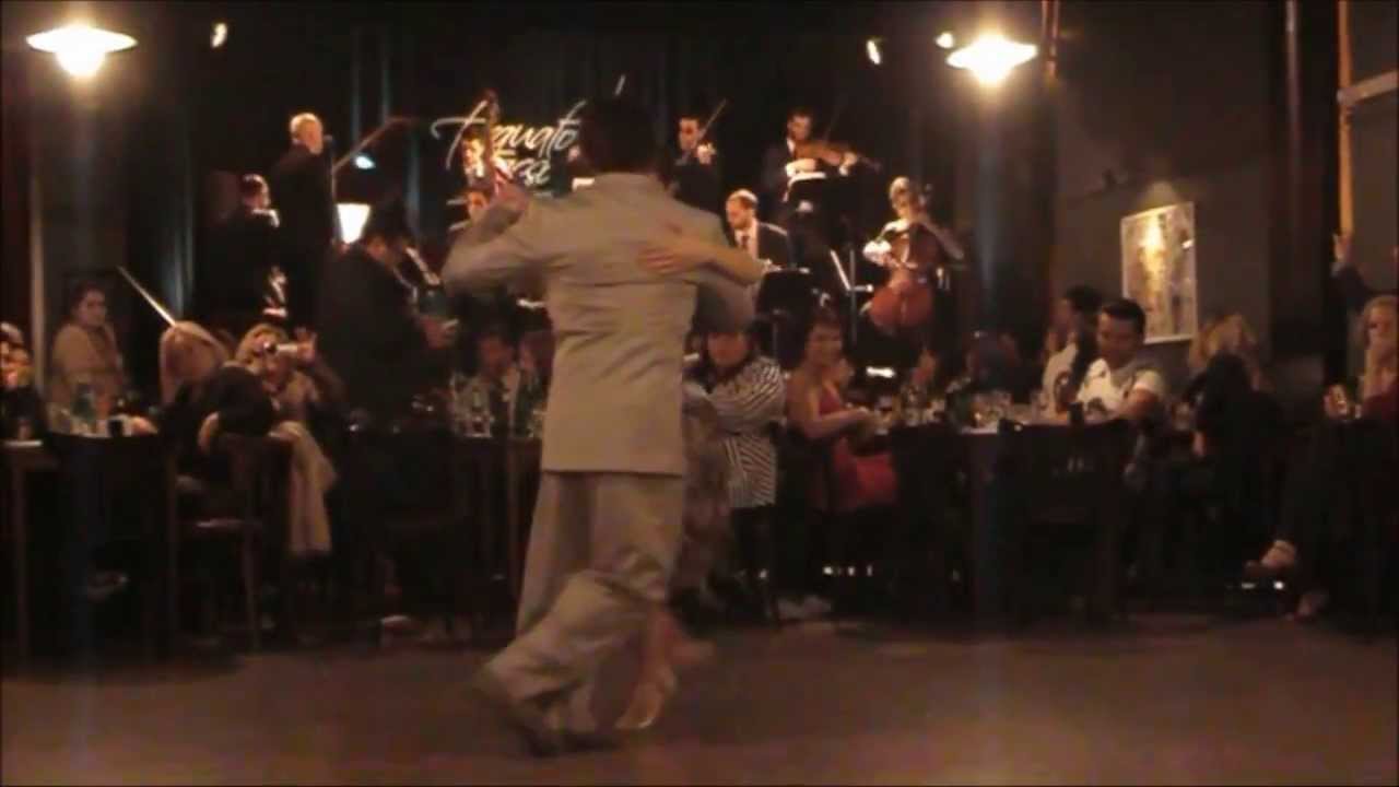 Eva Icikson y Brenno Marques - Farol