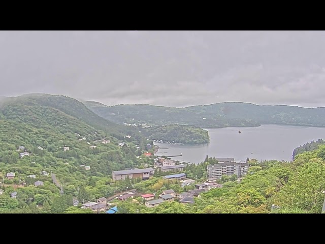 芦ノ湖（雲海の宿 ホテル四季の館 箱根芦ノ湖から）