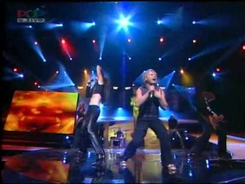 šank rock and Natalija Verboten sings in   Viktorji 2005
