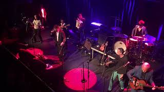 Les Négresses Vertes à le Paradiso d&#39;Amsterdam: &#39;La Valse&#39; et &#39;C&#39;est Pas la Mer à Boire&#39;