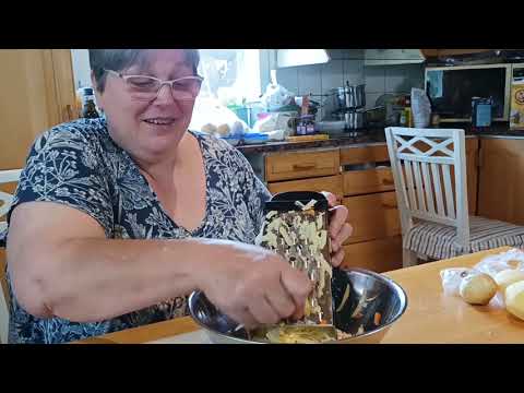 Kausi 1; Jakso 24: Kasvispihvejä, ruskeaa kastiketta ja kääretorttua - Tapahtuu mummolassa !