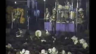 Los Tigres Del Norte - El Dorado En Vivo 1988.avi