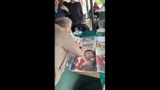 Jerry Calà a Bari: «Qui mi sento a casa». E firma le locandine dei film