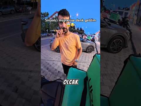 Sinyalci müşteriye denk geldim 😱😂 #shorts #reels #motovlog #viral #fyp #tiktok #kurye #keşfet
