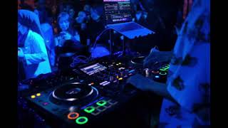 Download lagu Voice In My Head & PSN DJz Smey 2025[ SVN RMX ] Djz Dee And Djz Sal mp3