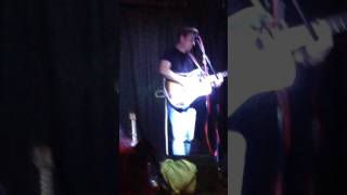 Ben Montague singing the truth at the VIP Dublin 11/12/16