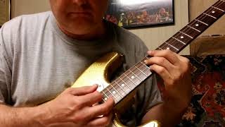 Video thumbnail for Showcasing the 1993 gold sparkle Fender Custom Shop Stratocaster by Ivan Pongracic