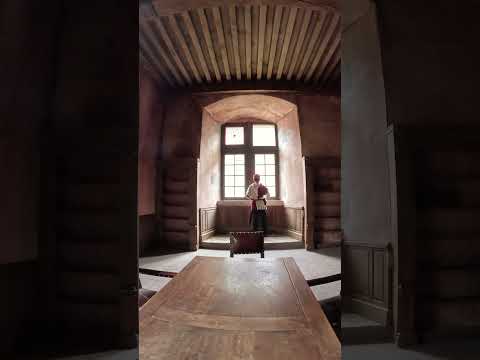 The beautiful medieval castle of Spontin (Belgium) must have been insane to live in... #castle #kcd