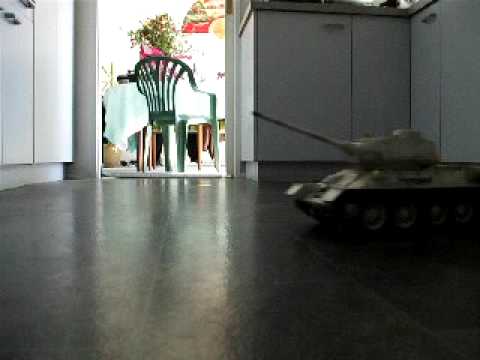 WSN  RC T-34 tank in motion and firing witrh sound effects