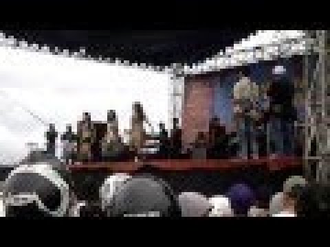 Dewi Amour (Live Performance)