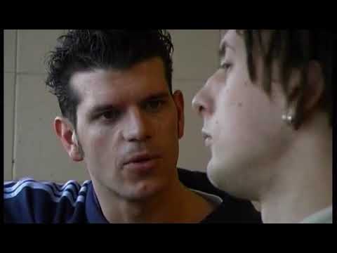 Lidrîs cuadrade di trê - Radice quadrata di tre (2001, film dal orôr par furlan)