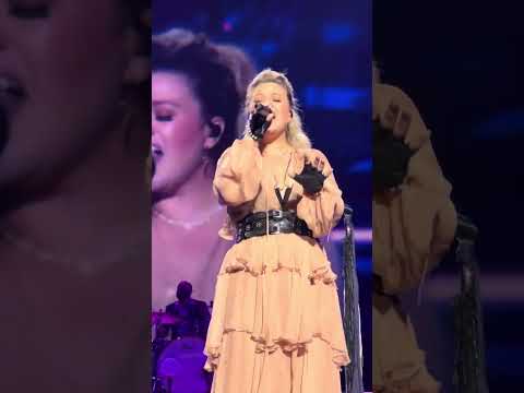 Kelly Clarkson Piece by Piece Aug 5, 2023 Chemistry/ Vegas