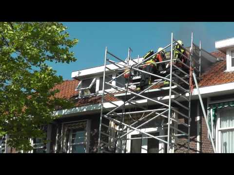 13-07-18 Prio 1 Woningbrand Dak) - Krugerlaan (Gouda)