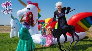 EVIL Ursula ruins Ariel&#39;s POOL PARTY with Kate and Lilly!