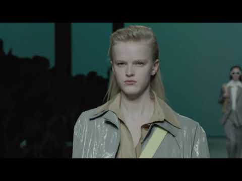 WAVESCAPES - Hugo Boss - Milan Fashion Show 2020