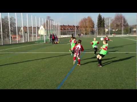 Der perfekte pass (Moritz, Nico u Ayoub) 19.11.2011. TSG 51 FFM