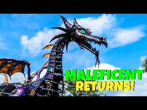 Disney Malfunction Dragon Returns - Maleficent Disney World Parade