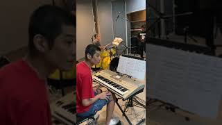 Download lagu Latihan konser lagu 'Tua-tua keladi' mp3