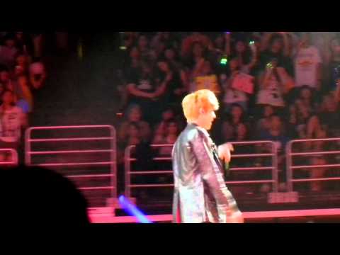 120520 [fancam] Kris Focus Like A G6 at SMTOWN12