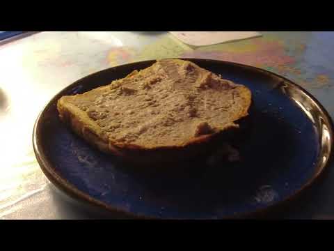 MongoTV_8174 - Min Morgenmad - RISTET SVENSK LUKSUS TOASTBRØD Med LEVERPOSTEJ og REJSEOST