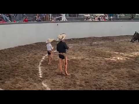 Acertando Mangana en el Nacional Infantil de Charrería 2022 @FederacionMexicanadeCharreria