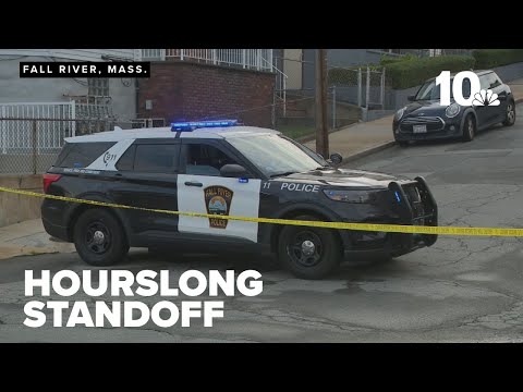 Standoff in Fall River continues for hours