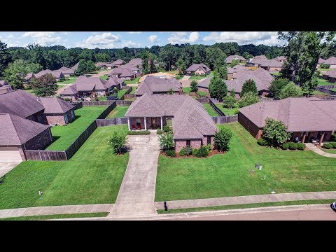 107 Bainbridge Xing - House for Sale in Canton, Mississippi - Lee Garland | Re/Max Alliance